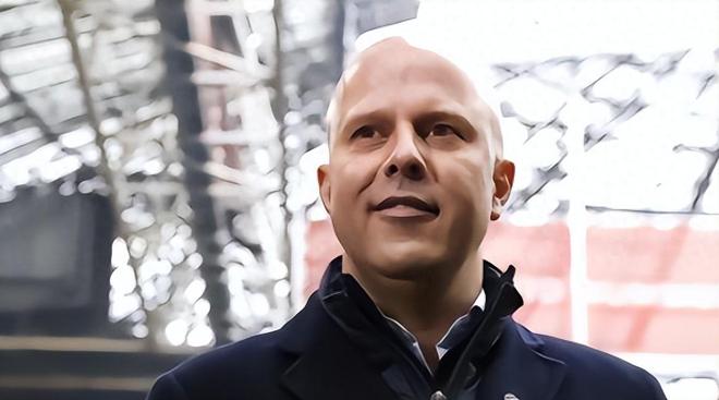 更是对球队 更是对球队