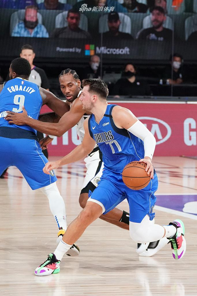 技在年轻球 技在年轻球