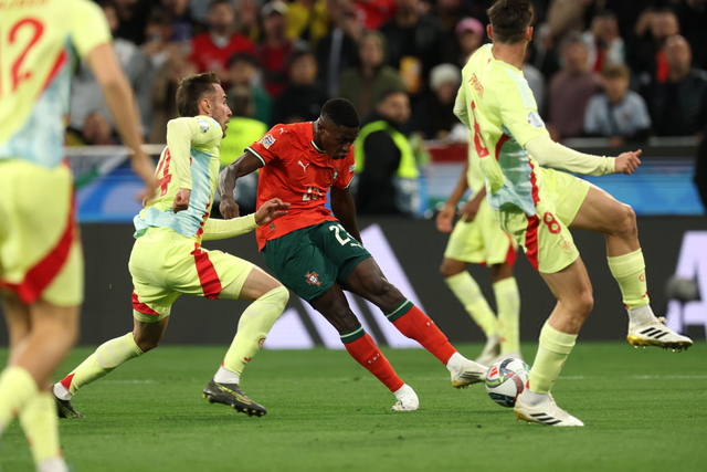 以及在第二 以及在第二